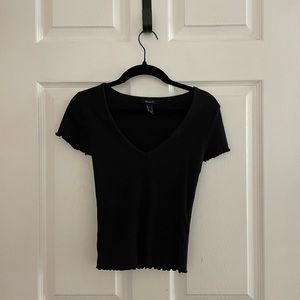 Black Lettuce Trim Cropped V-Neck